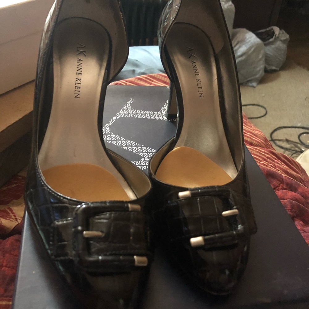 AK Bridget Shoe. 6.5 Black.